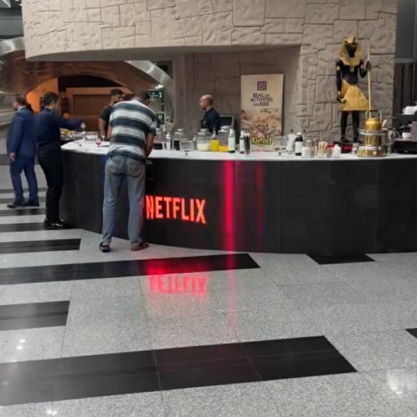LOriental Digital Bar displaying Netflix logo animation LOriental Digital Bar displaying Netflix logo animation
